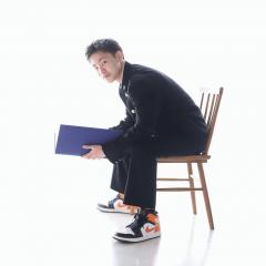 学ランと一緒に卒業写真